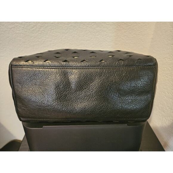Fossil Amanda Perforated Satchel Handbag Black 11x8x5 *READ - Picture 12 of 15